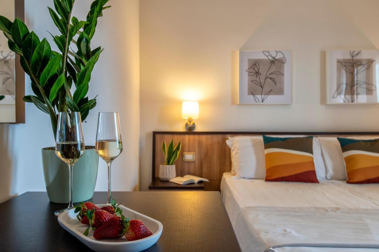 Le Terrazze Apartments อาลเกโร ภายนอก รูปภาพ